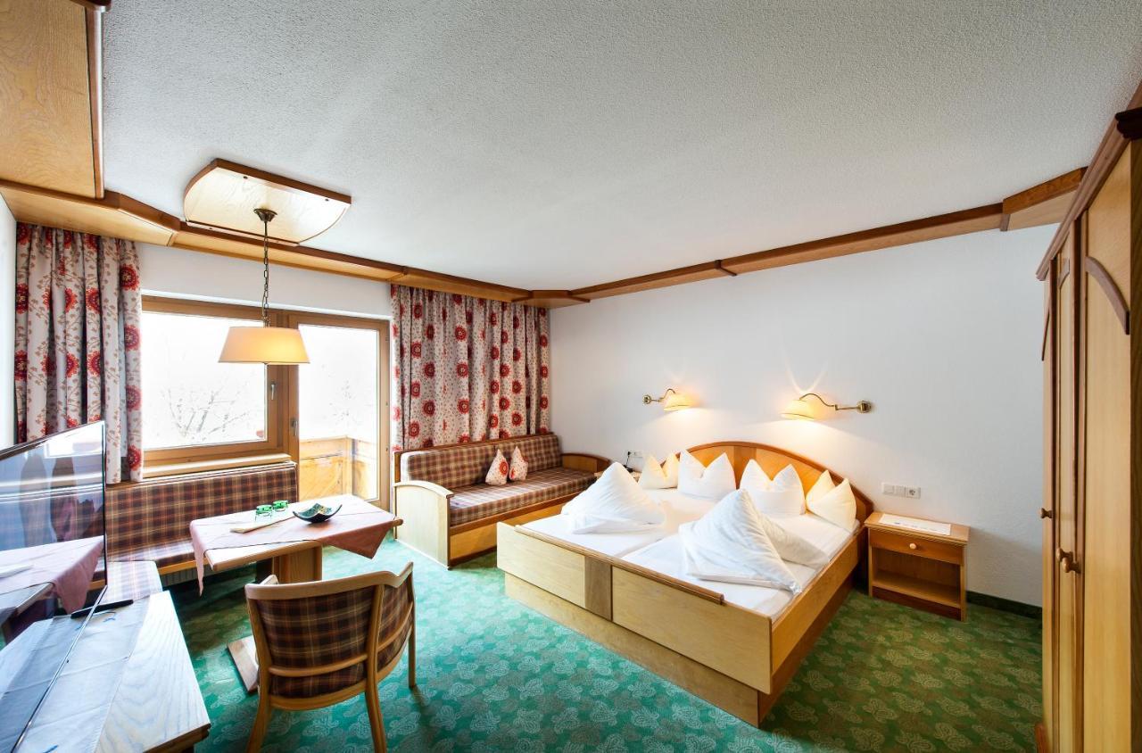 לאנדק Huber Hotel Tramserhof מראה חיצוני תמונה