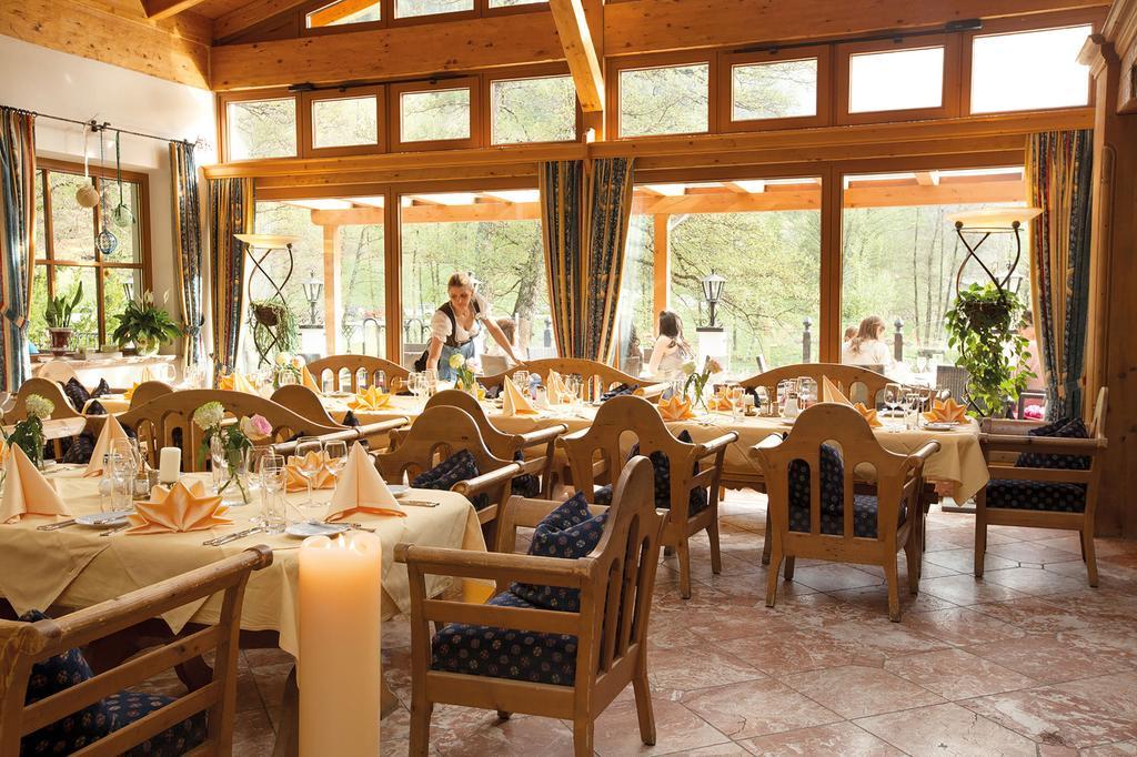 לאנדק Huber Hotel Tramserhof מראה חיצוני תמונה