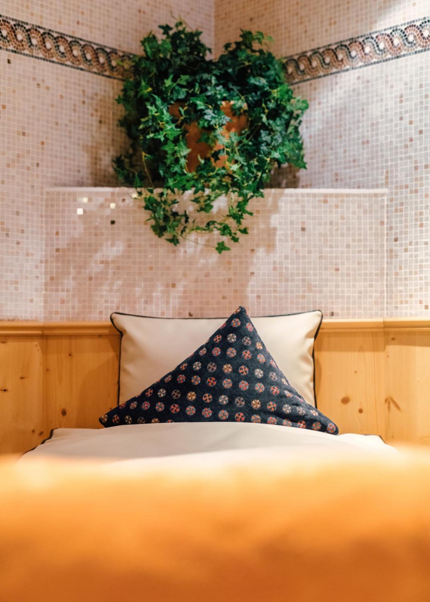 לאנדק Huber Hotel Tramserhof מראה חיצוני תמונה